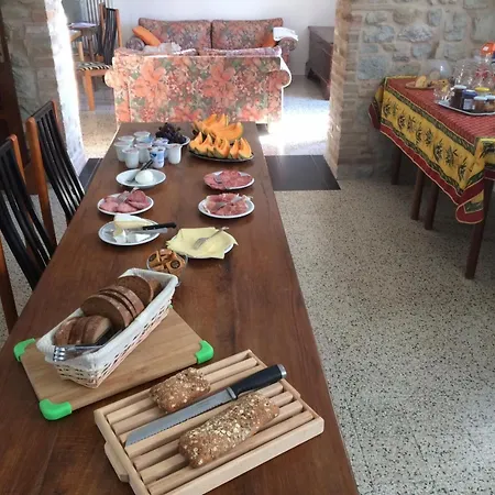 Casa Friano Alojamento de Acomodação e Pequeno-almoço 3*